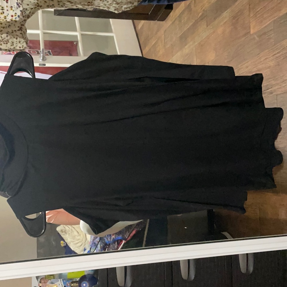 Crewneck Shoulder Cut-Out Long Sleeve